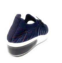 Load image into Gallery viewer, Women comfort pull on fashion sneaker s-3 9105
