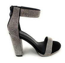 Load image into Gallery viewer, Top Moda Bling-1
